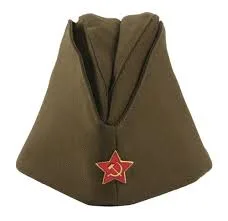 Пилотка со значком / 1 шт./ (Россия)