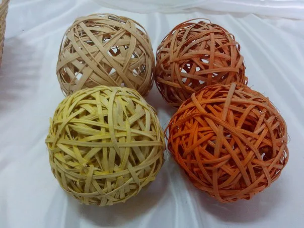 Шар флористический , ротанг, d 10см.